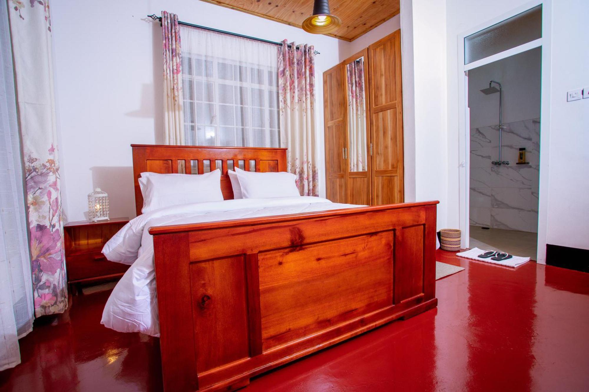 Royal Homestay Moshi Exterior photo