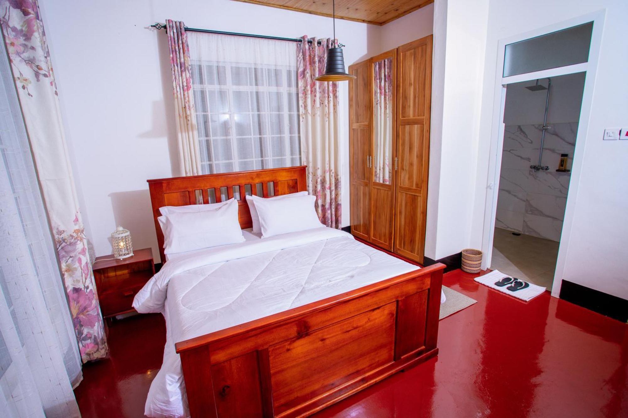 Royal Homestay Moshi Exterior photo